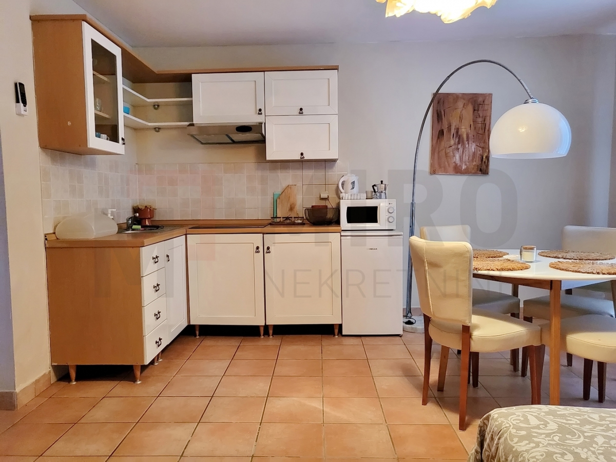Njivice, visoko pritličje, 2 apartmaja v paketu, PRODAJA!
