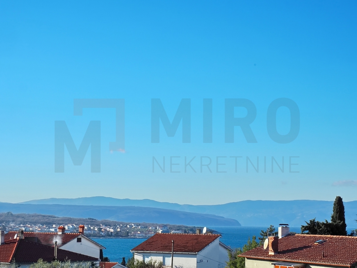 Malinska, moderno opremljen apartma v 1. nadstropju z odprtim pogledom, PRODAJA!