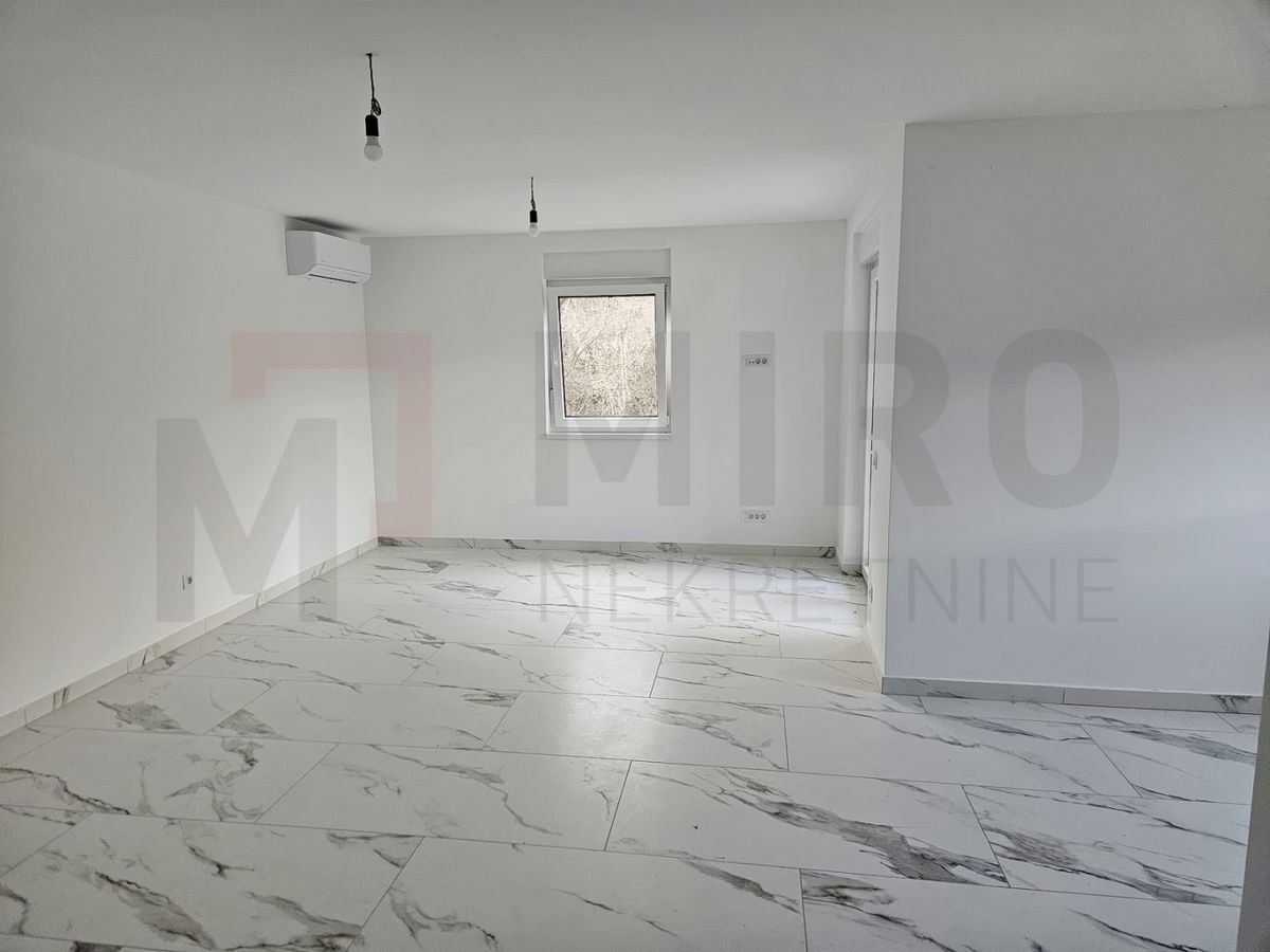 Uvala Soline, novogradnja na mirni lokaciji, PRODAJA!