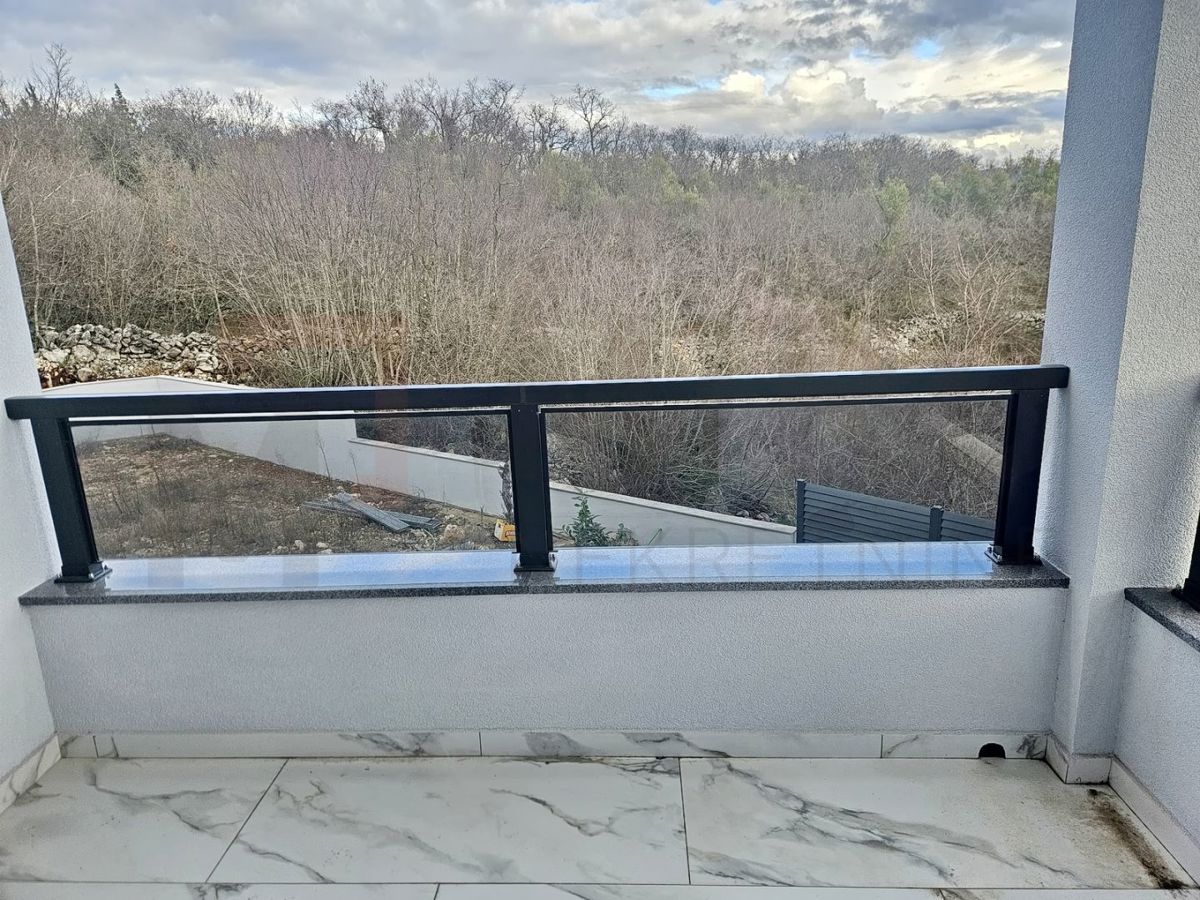 Uvala Soline, novogradnja na mirni lokaciji, PRODAJA!