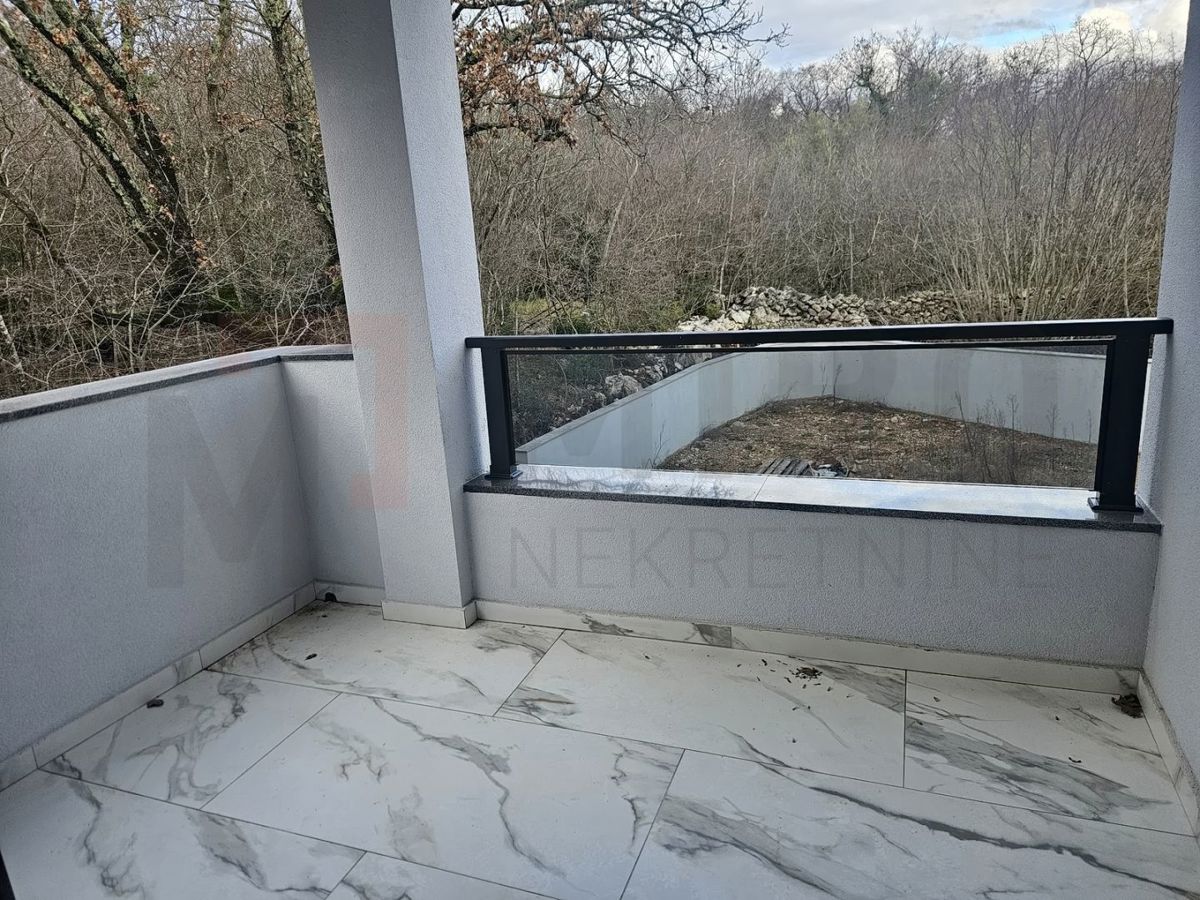 Uvala Soline, novogradnja na mirni lokaciji, PRODAJA!