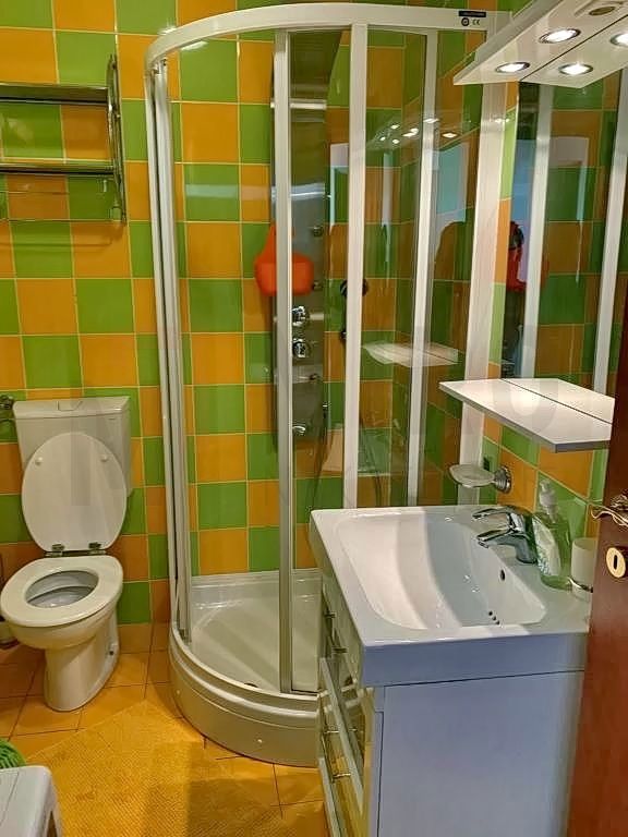 Krk, okolica, samostojna hiša z bazenom in velikim vrtom, PRODAMO!