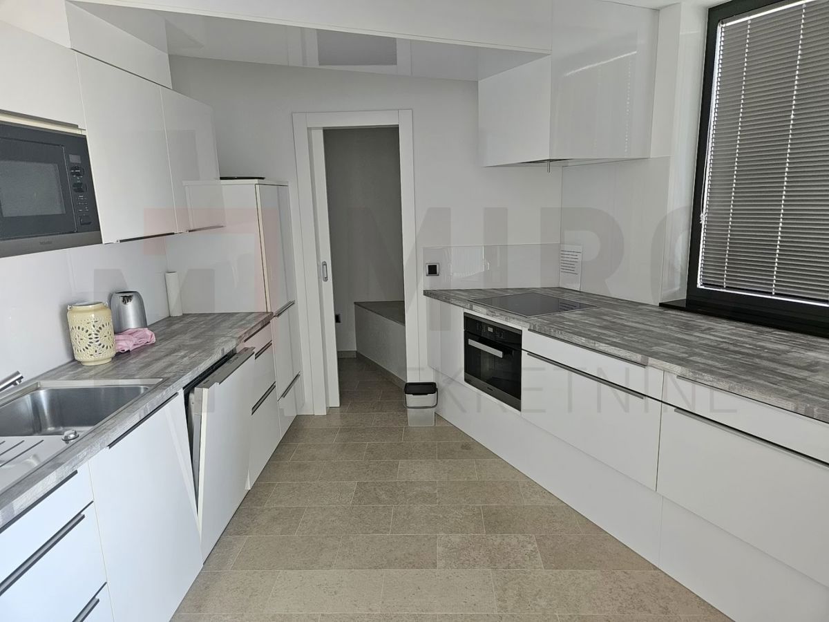 Malinska, moderno opremljen, udoben apartma blizu morja, PRODAJA!