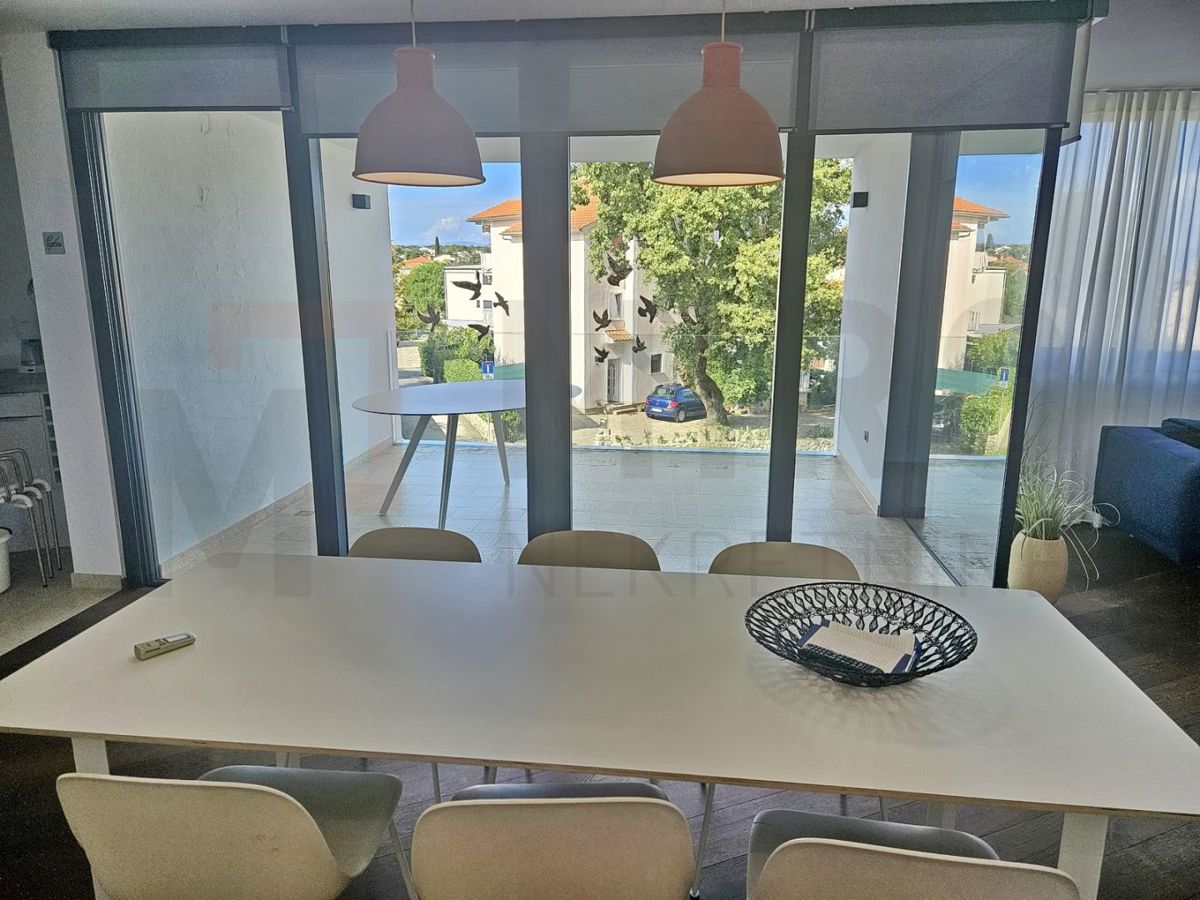 Malinska, moderno opremljen, udoben apartma blizu morja, PRODAJA!