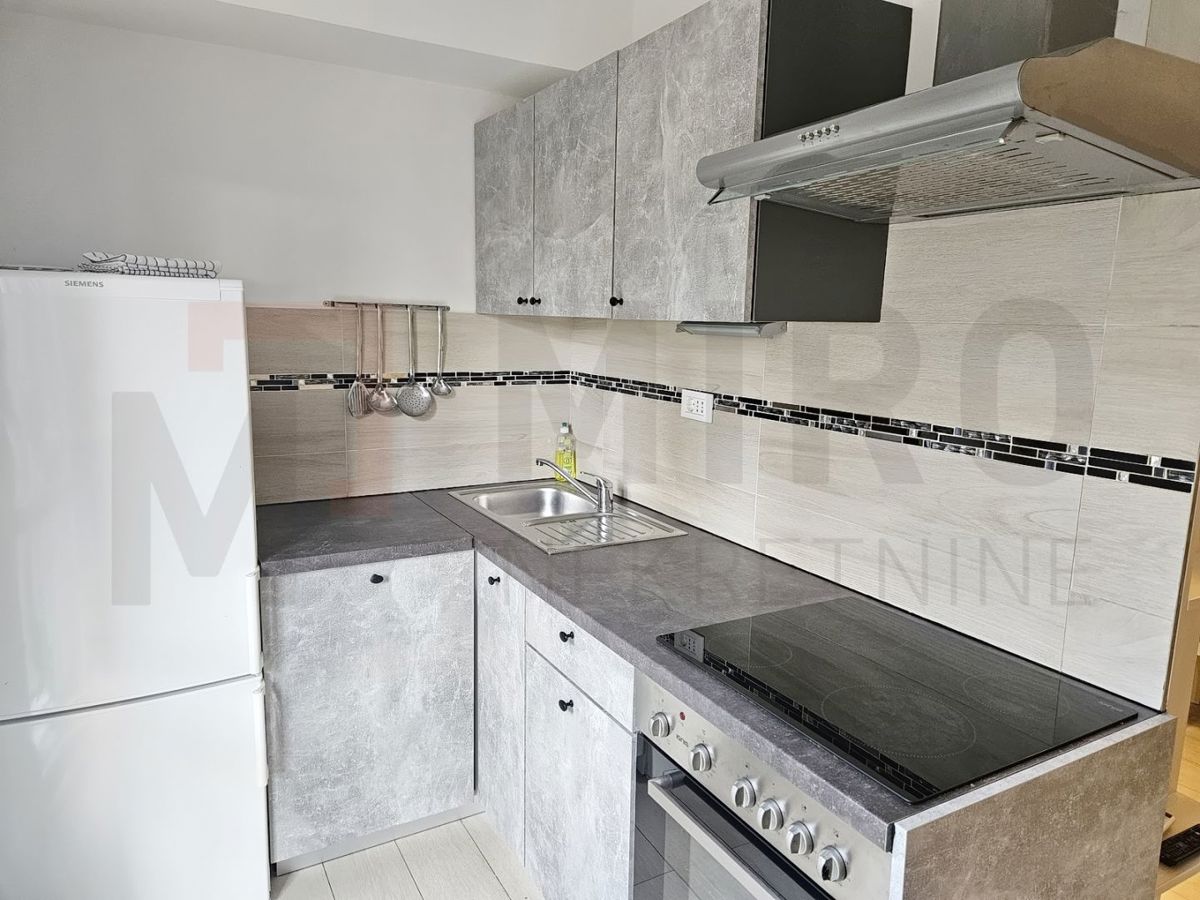 Malinska, popolnoma prenovljen apartma z vrtom, prva vrsta do morja!