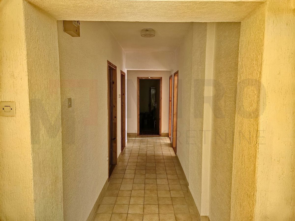 Hiša Senj, 250m2