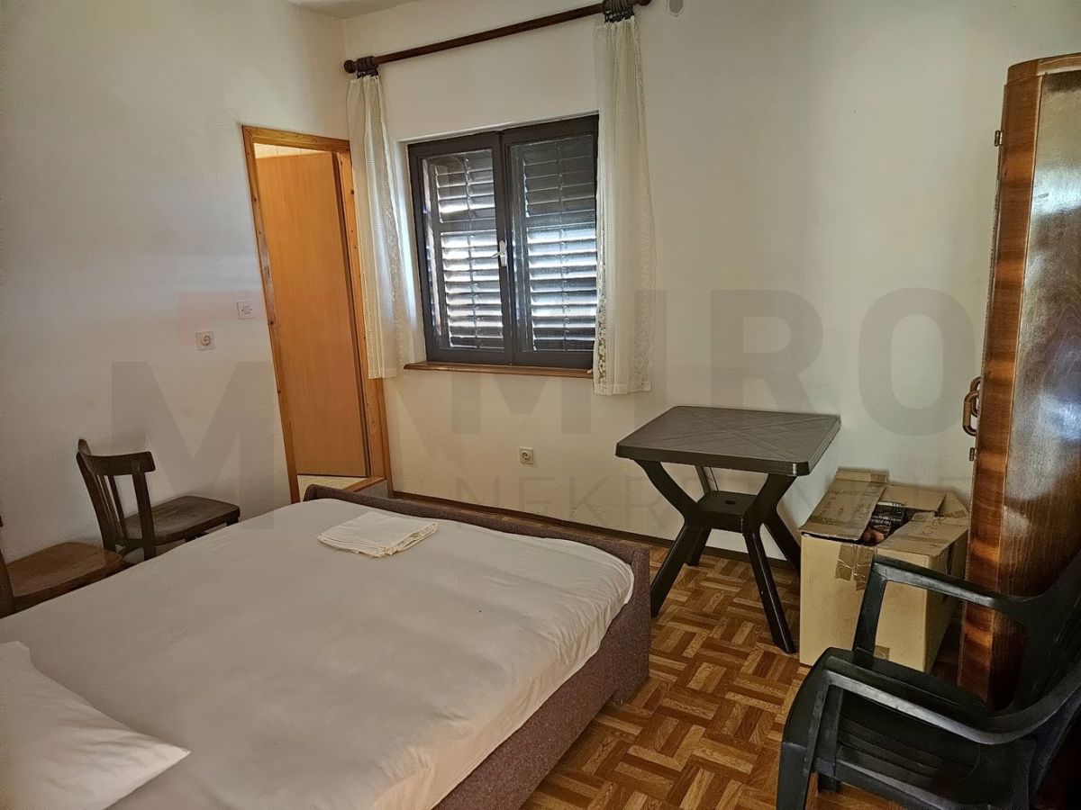 Hiša Senj, 250m2