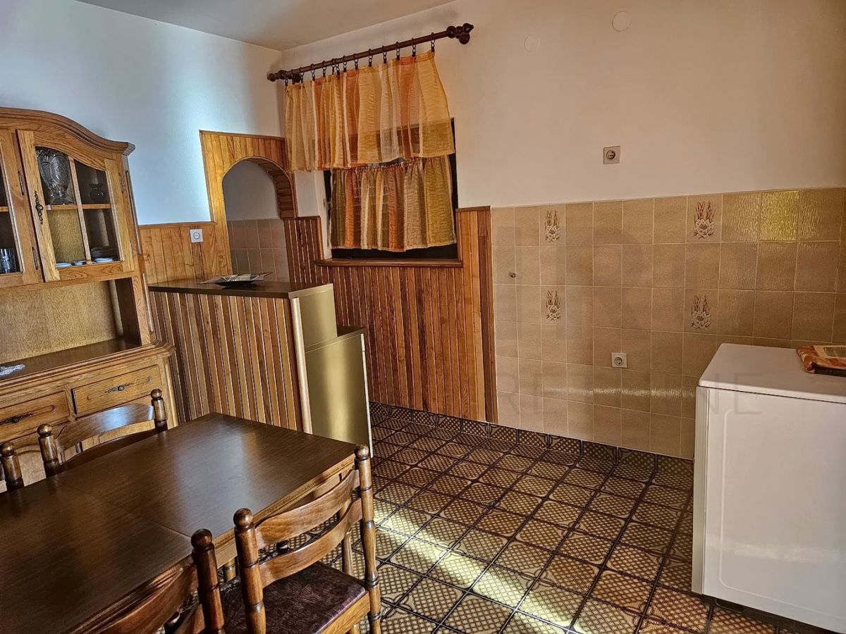 Hiša Senj, 250m2