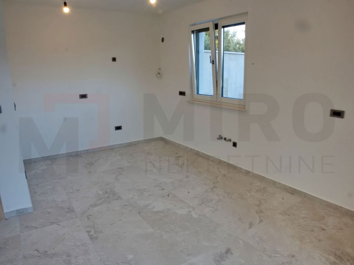 Hiša Malinska, Malinska-Dubašnica, 111m2