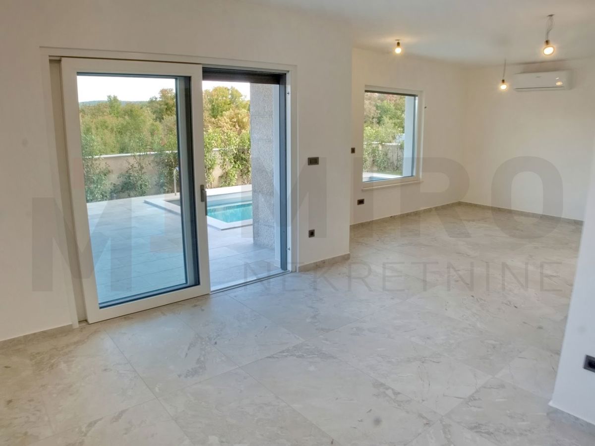 Hiša Malinska, Malinska-Dubašnica, 111m2