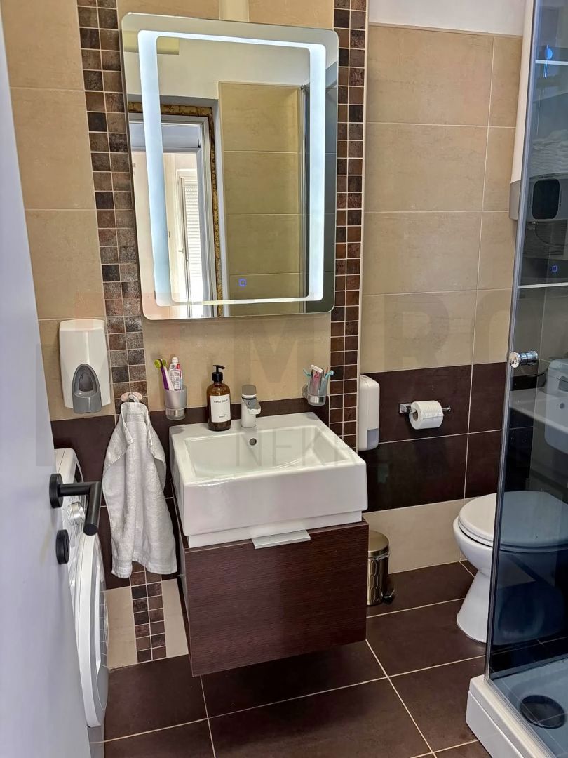 Mesto Krk, čudovito opremljeno trosobno stanovanje s pogledom na morje!