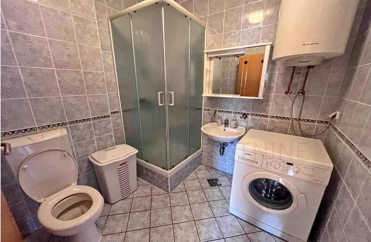 Malinska, dvoetažni apartma na odlični lokaciji, PRODAJA!