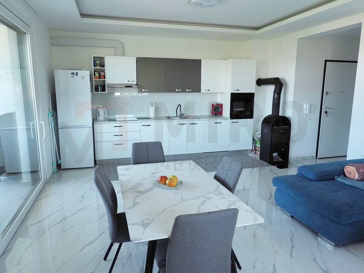 Malinska, opremljen apartma s panoramskim pogledom na morje