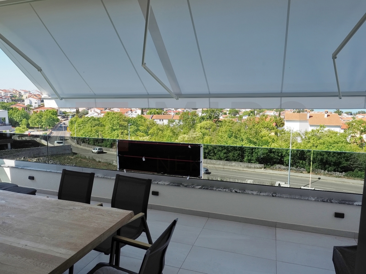 Malinska, opremljen apartma s panoramskim pogledom na morje