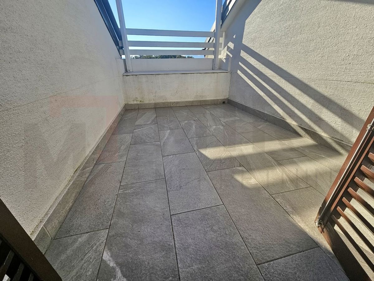 Malinska, opremljeno dvosobno stanovanje s pogledom na morje!