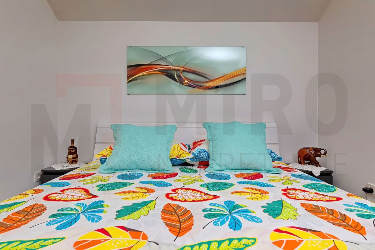 Zaliv Soline, opremljeno stanovanje na mirni lokaciji!