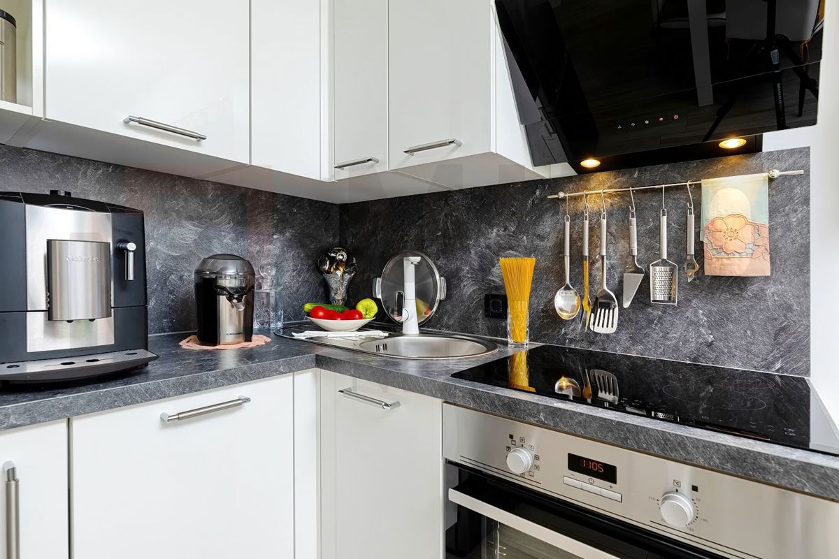 Zaliv Soline, opremljeno stanovanje na mirni lokaciji!