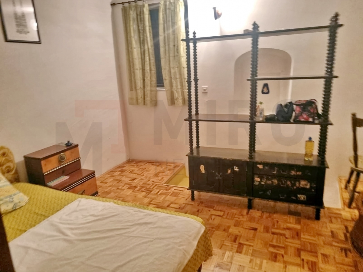 Baška, adaptirana kamnita hiša v nizu, PRODAJA!