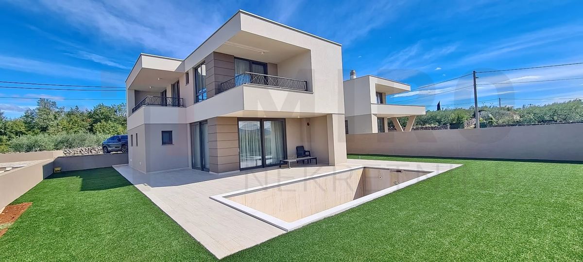 Krk, širše območje, ekskluzivna vila z bazenom in pogledom na morje, PRODAJA!