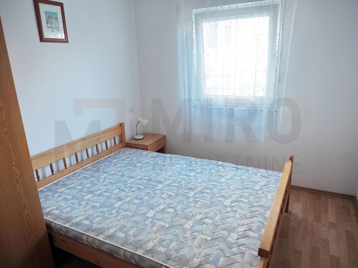 Šilo, samostojna hiša s 5 apartmaji v bližini plaže, PRODAJA!