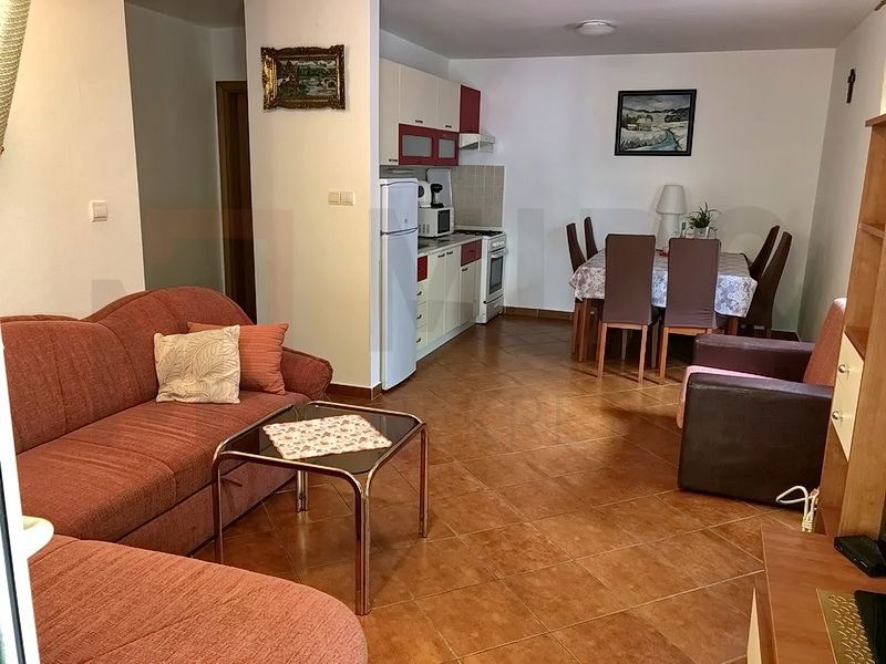 Uvala Soline, opremljeno stanovanje v pritličju z vrtom