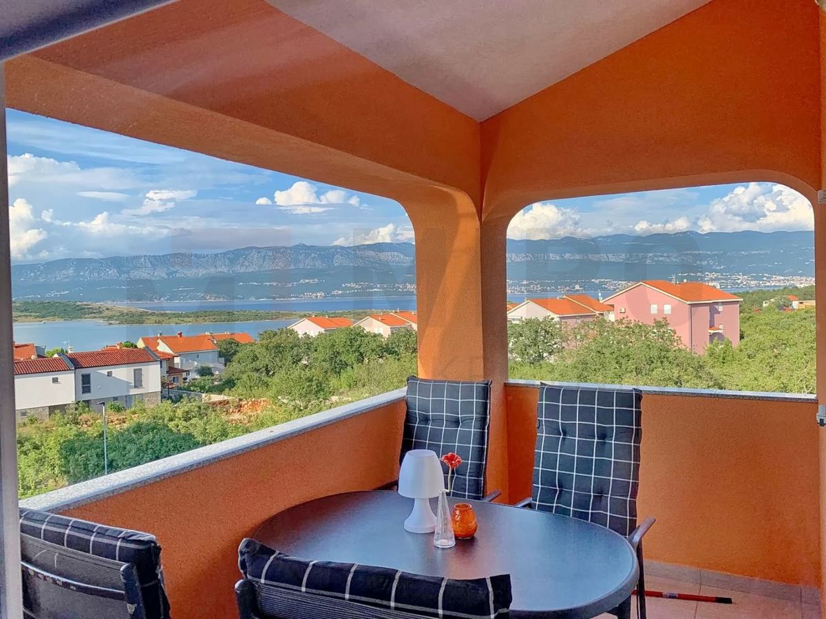 Zaliv Soline, opremljen apartma z odprtim pogledom na morje!