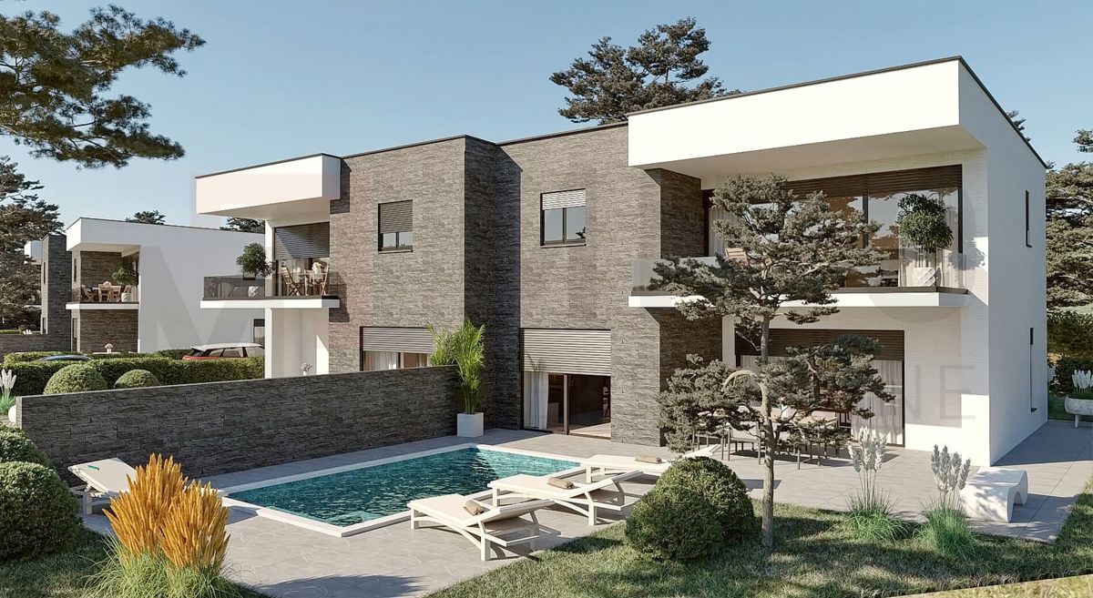 Kraljevica, moderna večstanovanjska vila z bazenom in vrtom, PRODAJA!