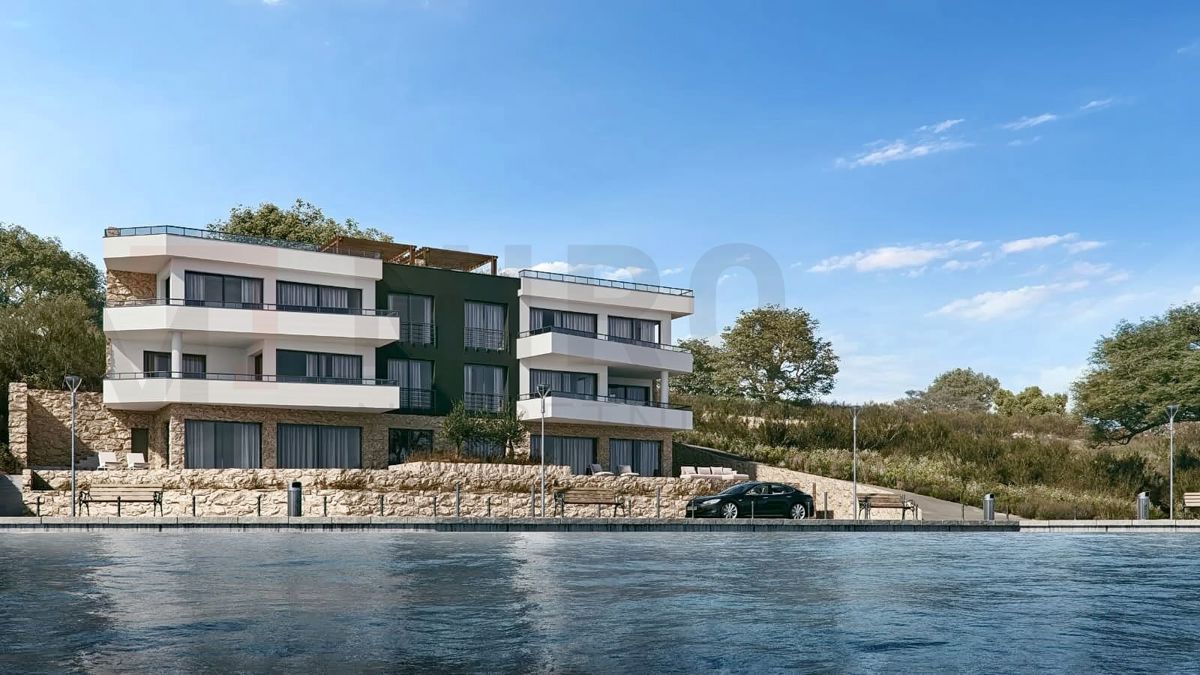 Punat, okolica, moderen penthouse prva vrsta do morja, PRODAJA!