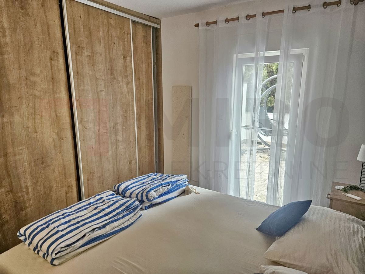 Njivice, opremljeno stanovanje blizu centra in plaže!