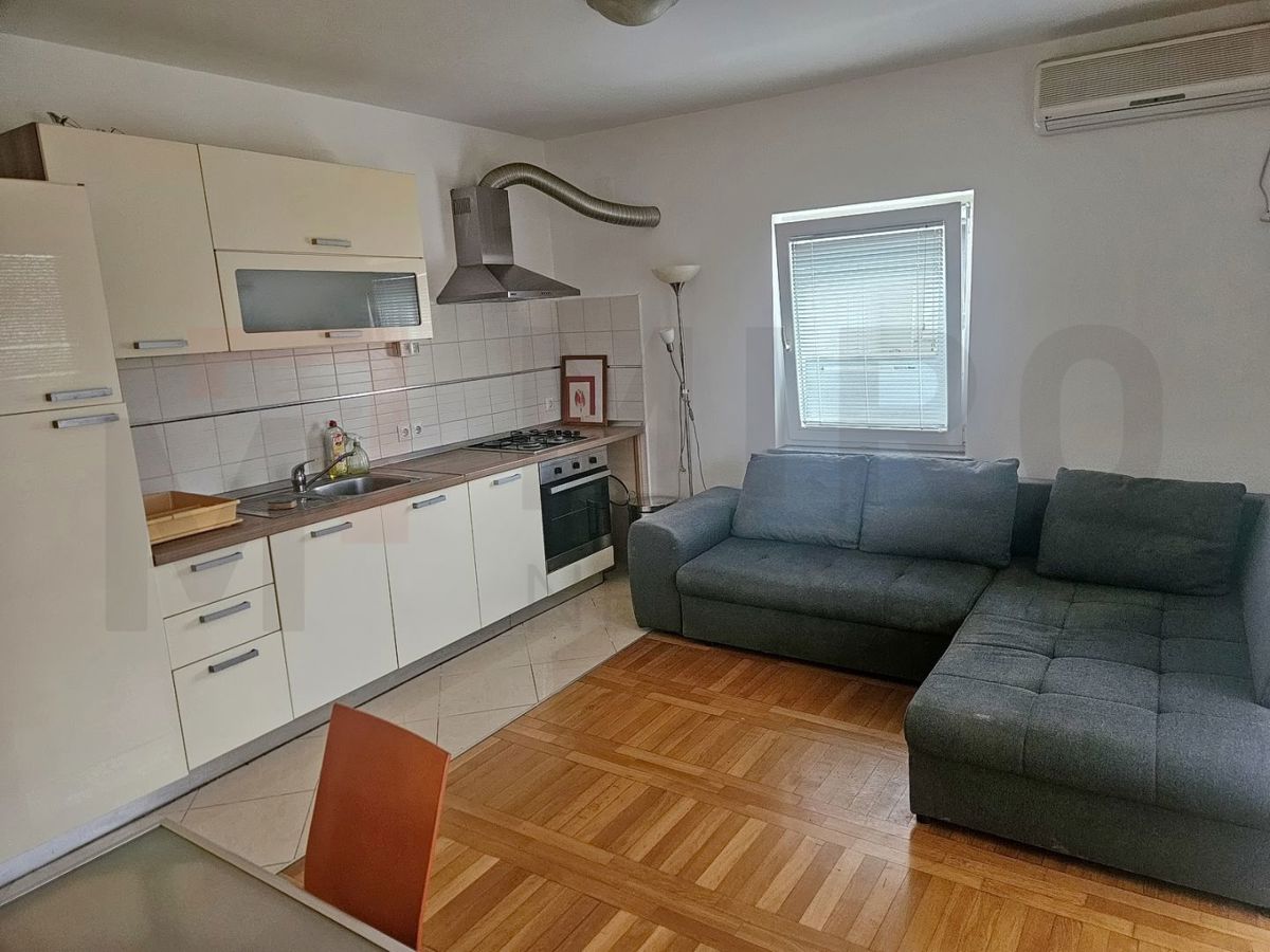 Malinska, dvosobno stanovanje s pogledom na morje!