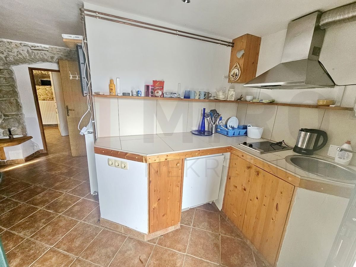 Malinska,  prenovljena kamnita hiša z bazenom!