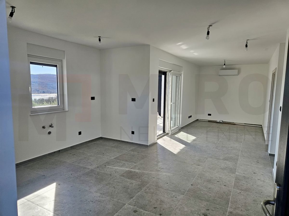 Zaliv Soline, novo stanovanje z odprtim pogledom na morje!