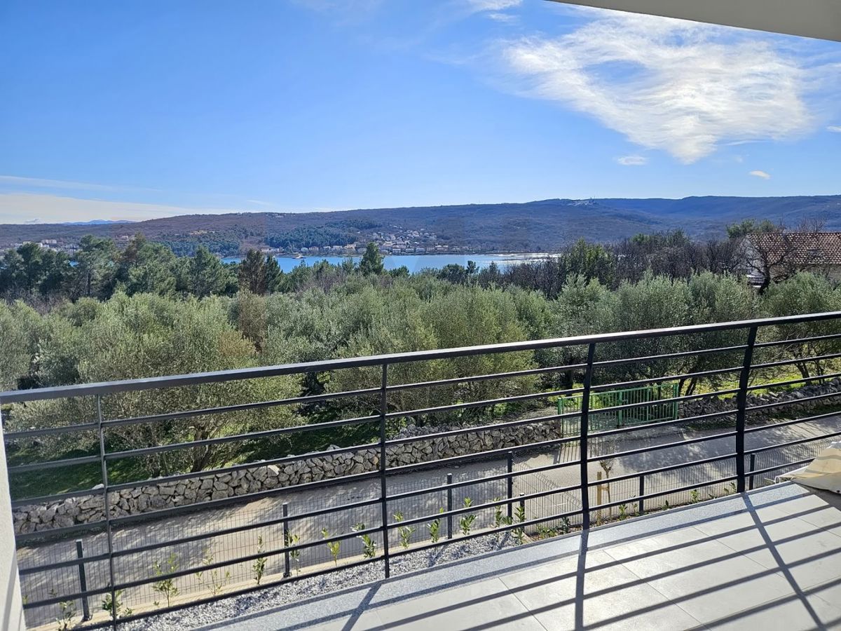 Zaliv Soline, novo stanovanje z odprtim pogledom na morje!