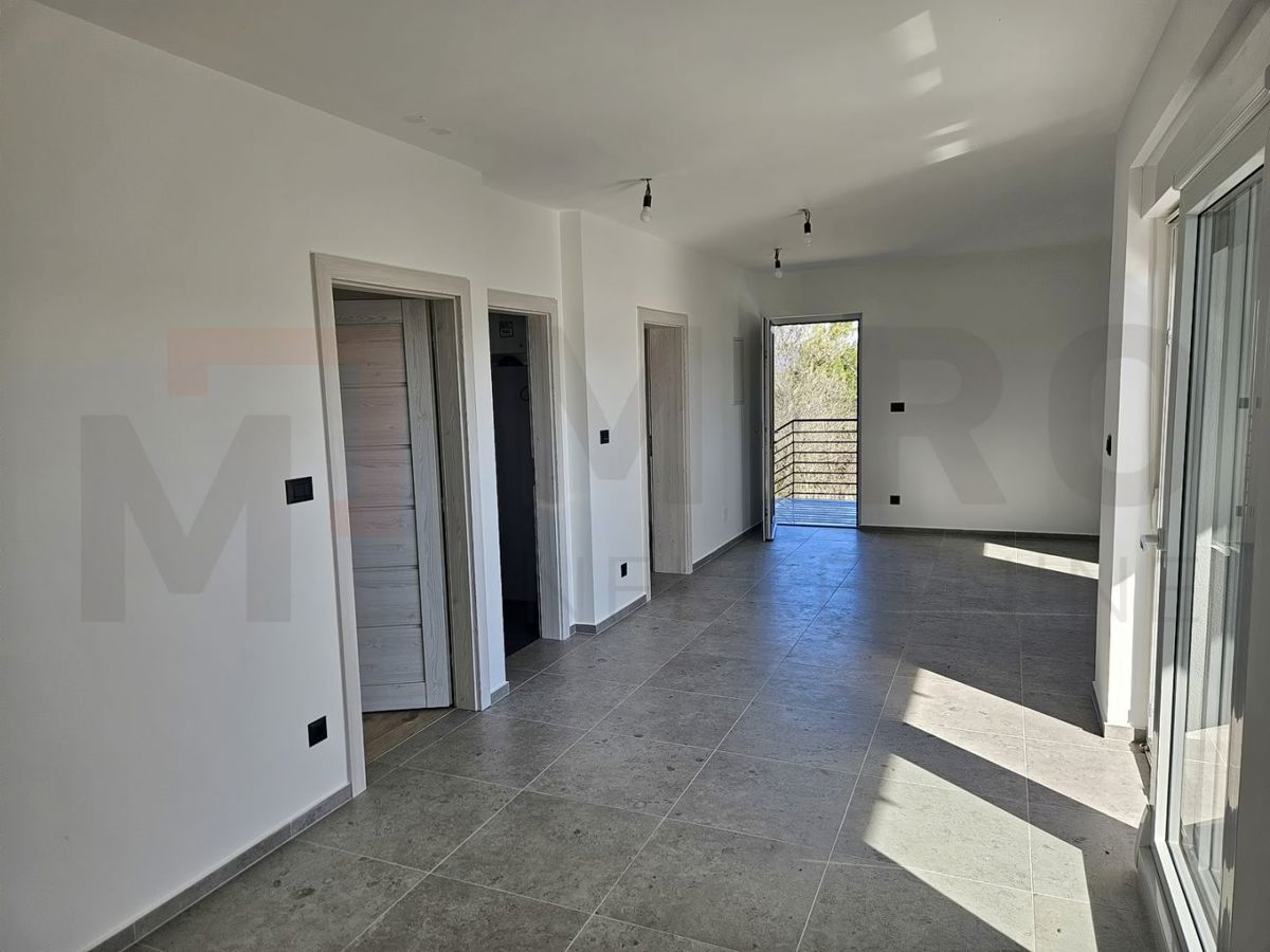 Zaliv Soline, novo stanovanje z odprtim pogledom na morje!