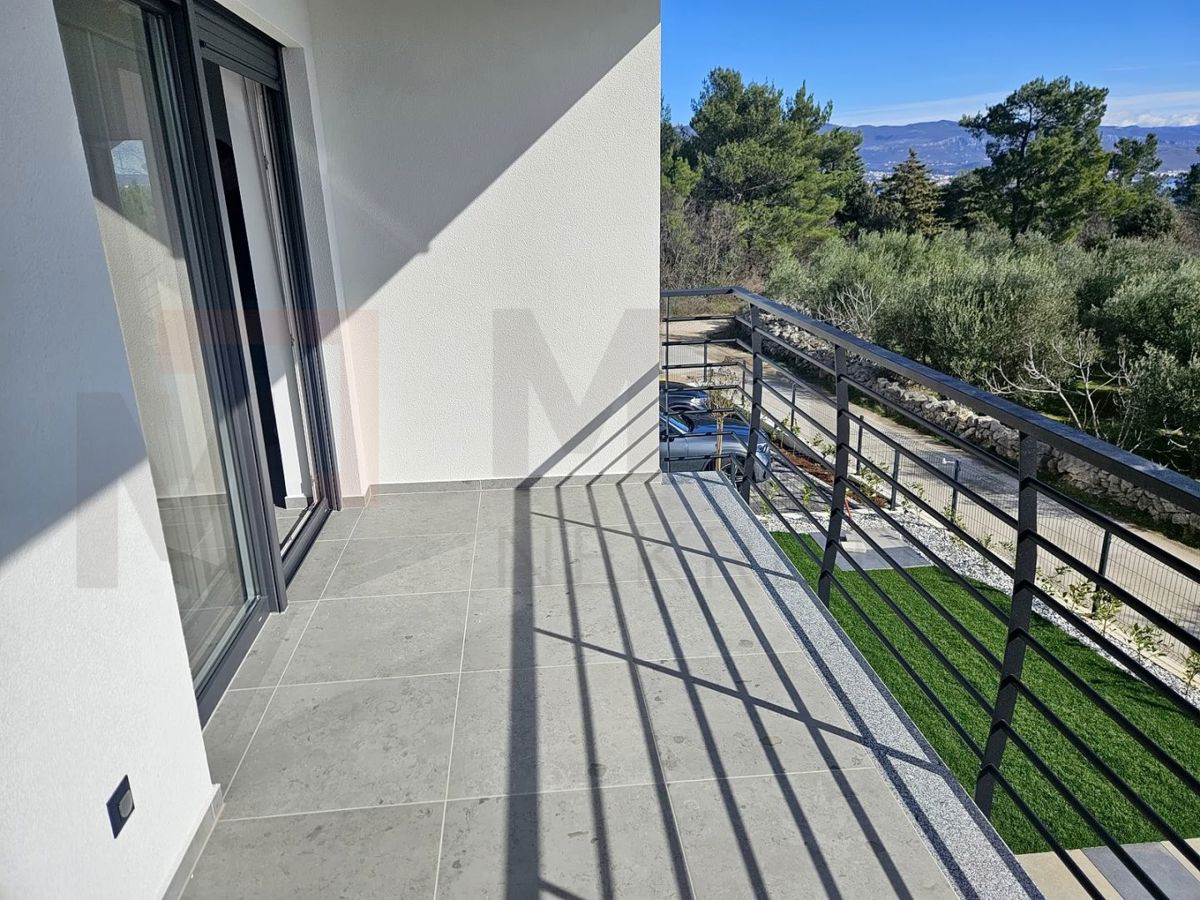 Zaliv Soline, novo stanovanje z odprtim pogledom na morje!