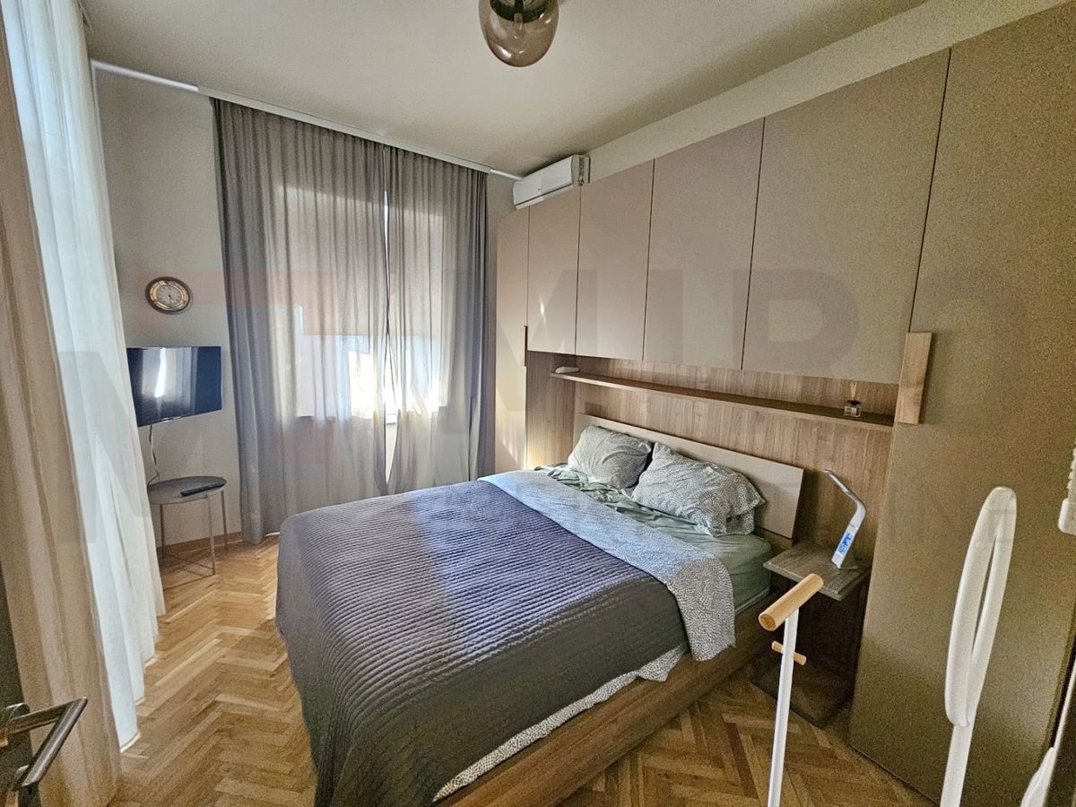 Njivice, enonadstropna hiša z garažo in pogledom na morje!