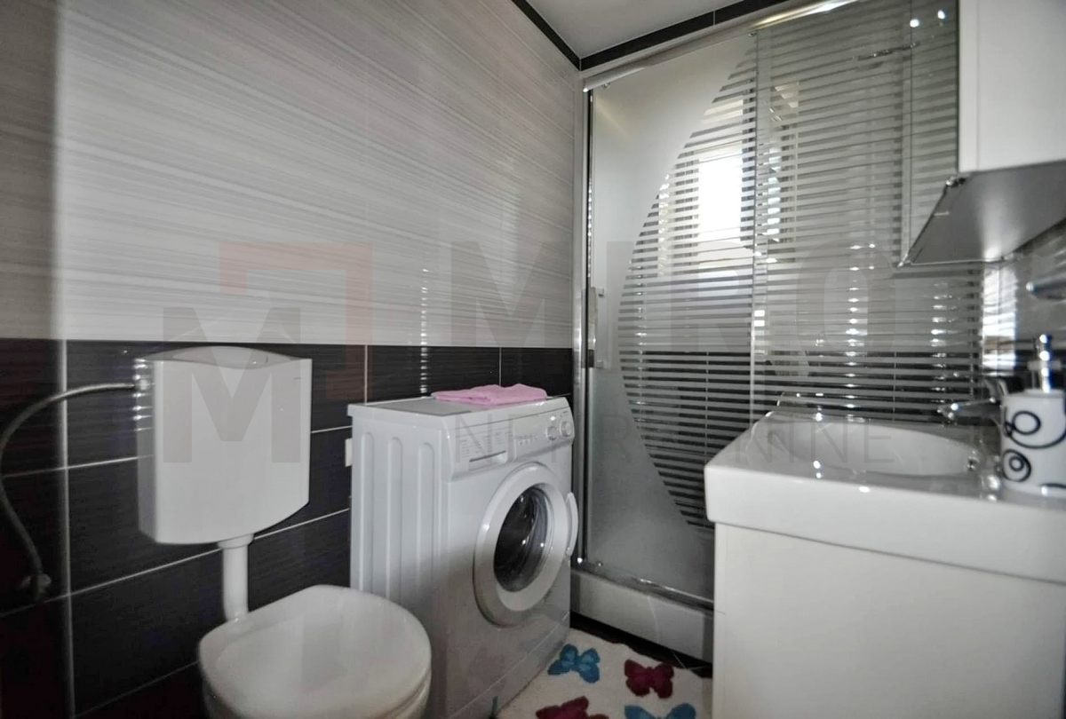 Vrbnik, na novo prenovljen apartma z odprtim pogledom na morje!