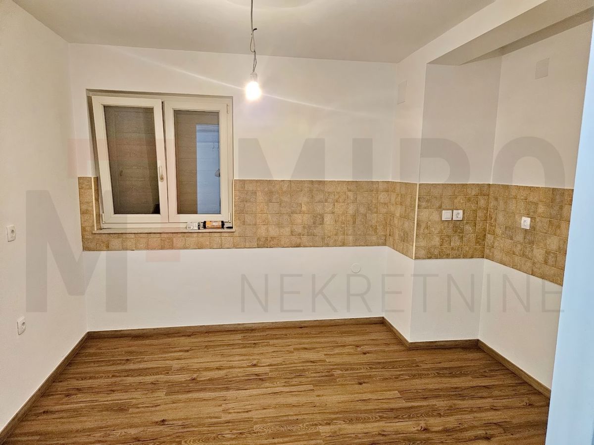 Uvala Soline, samostojna hiša z bazenom in vrtom, PRODAJA!