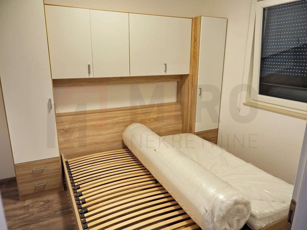 Malinska, luksuzni penthouse z dvigalom na odlični lokaciji 100m od morja
