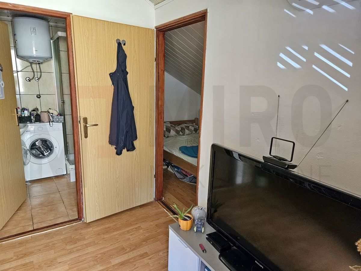 Malinska, okolica, dvojček z več stanovanjskimi enotami, PRODAJA!