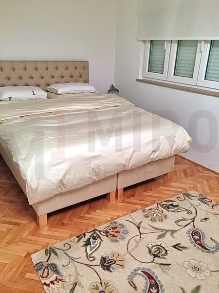 Malinska, apartmajska hiša z bazenom, PRODAJA!