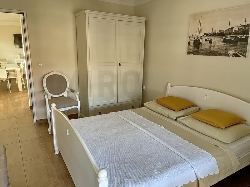 Malinska, apartmajska hiša z bazenom, PRODAJA!