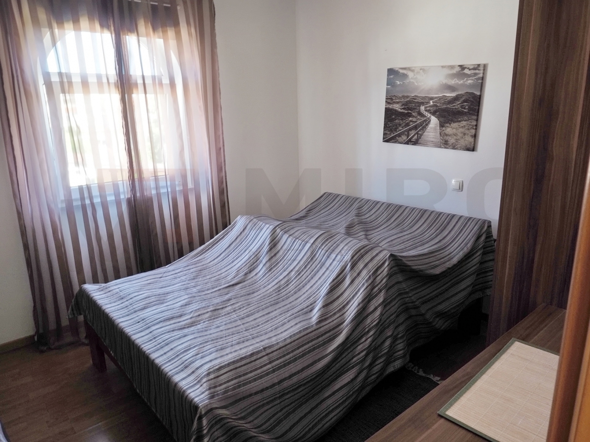 Malinska, hiša s 5 apartmaji na odlični lokaciji!
