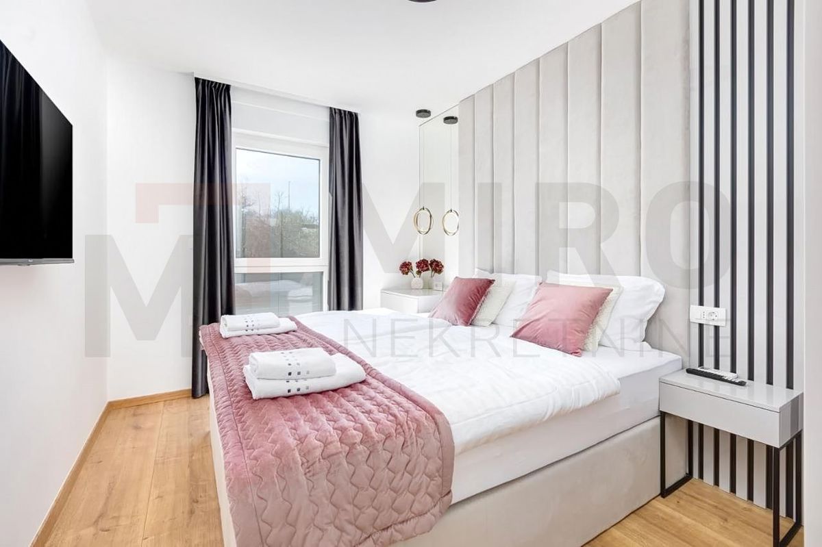 Malinska, luksuzno opremljen apartma z bazenom in pogledom na morje