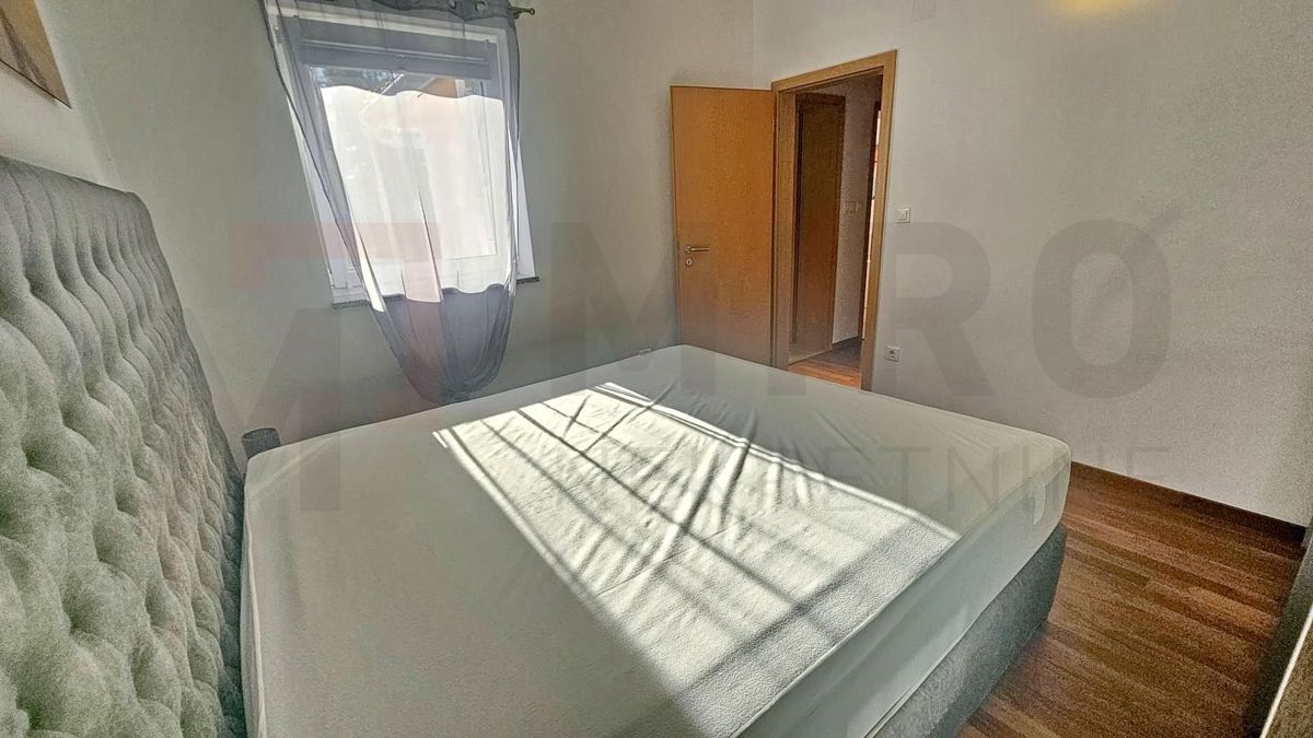 Zaliv Soline, dvosobno stanovanje s pogledom na morje!