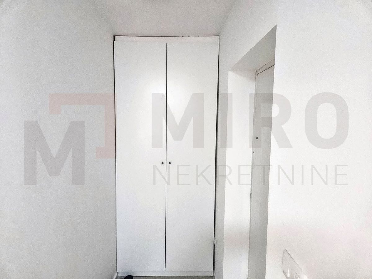 Šilo, opremljeno stanovanje v pritličju z vrtom!