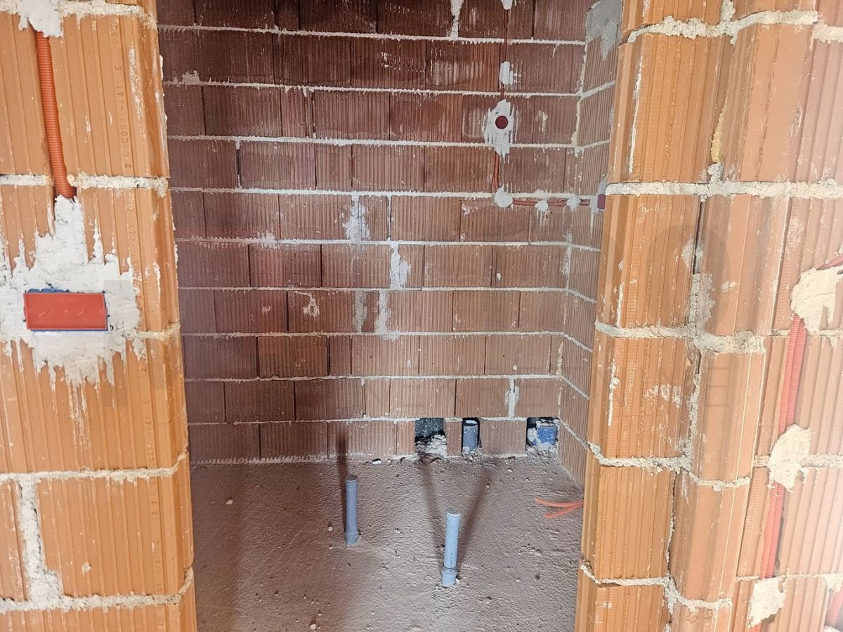 Hiša Dobrinj, 130m2