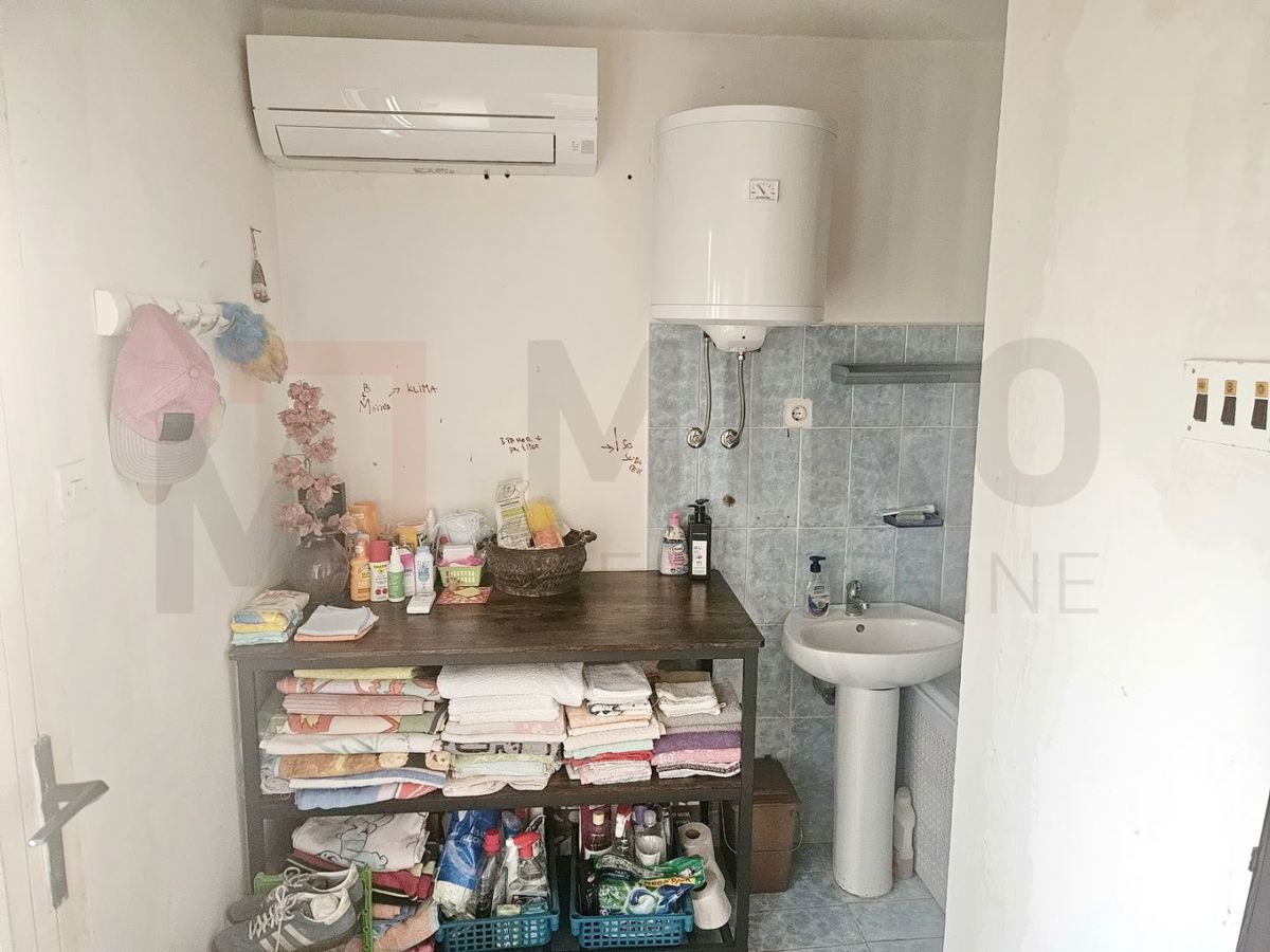 Hiša Dobrinj, 130m2