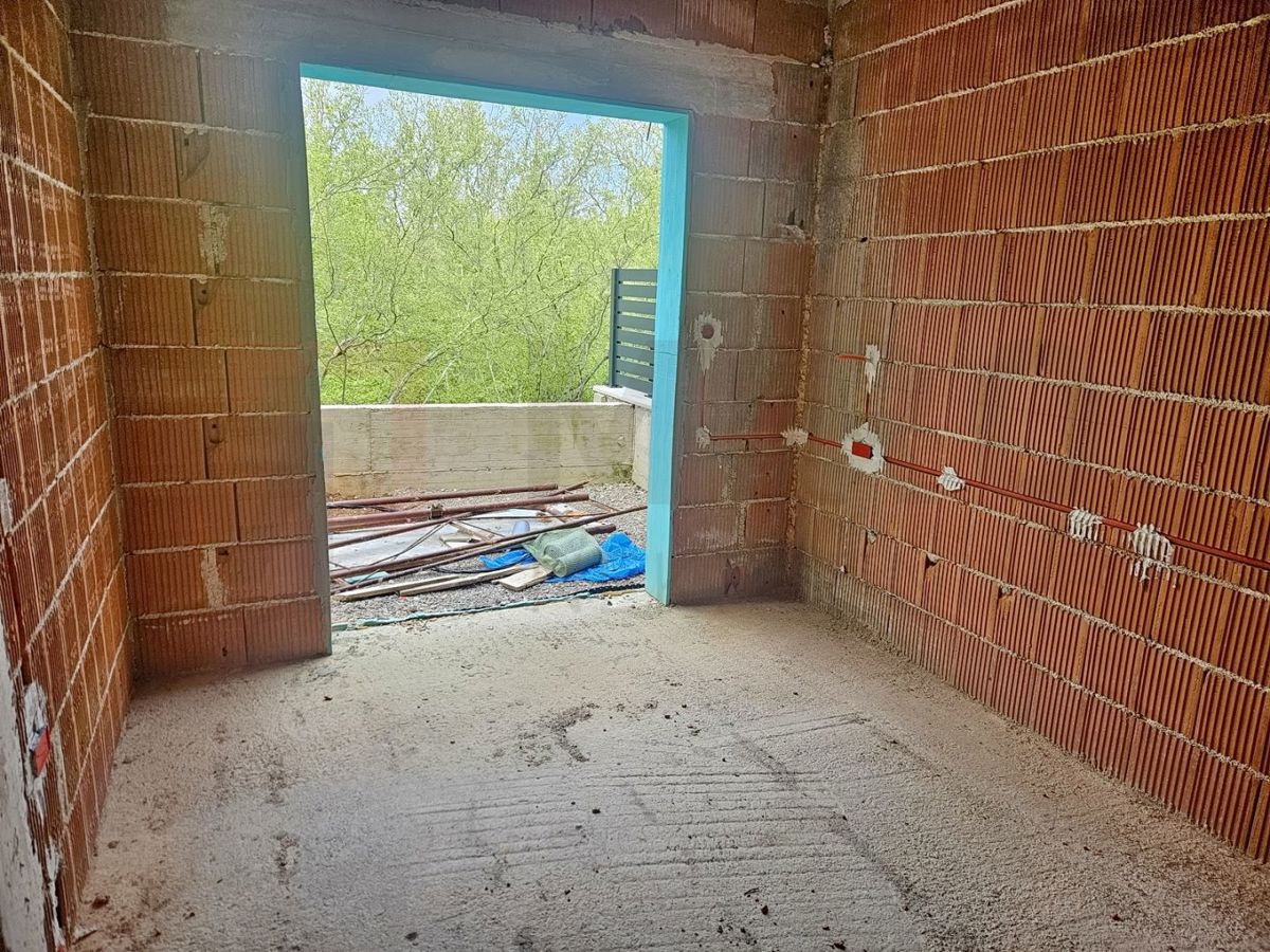 Hiša Dobrinj, 130m2