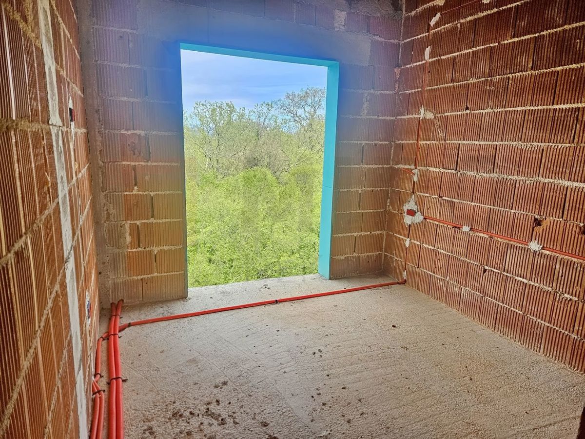 Hiša Dobrinj, 130m2